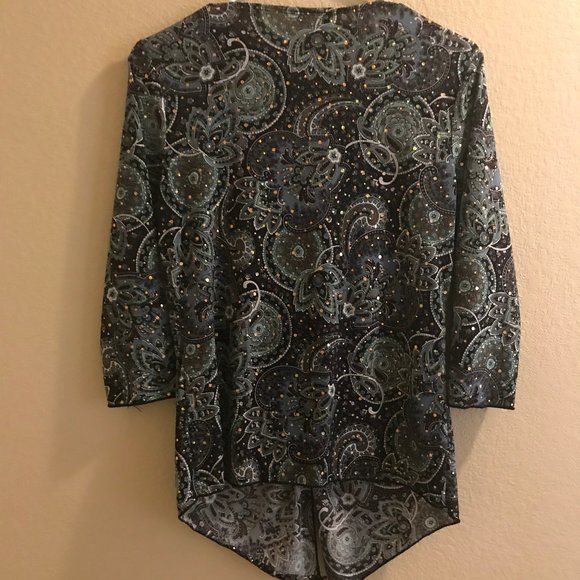 ❤️ Beautiful embellished ladies blouse size medium - Picture 3 of 7